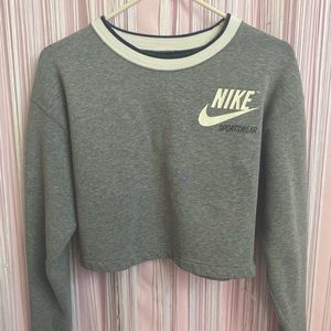 Nike Reversible Sweatshirt. Nike Sweater.